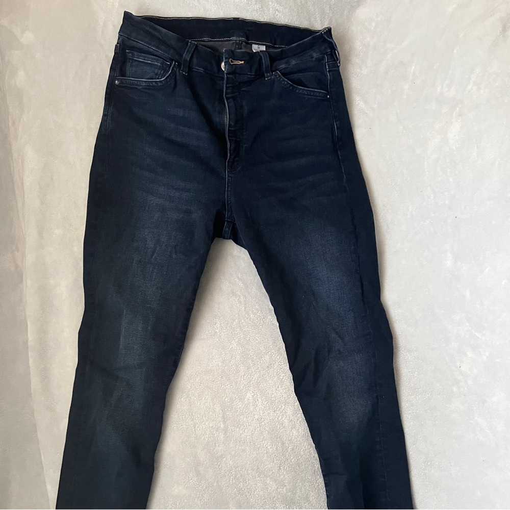 H&M Blue Skinny Jeans with Stretch and Tapered Leg